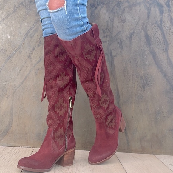 Vera Cruz “Aztec” embossed knee high leather boots. New in box from Sundance - Picture 1 of 11